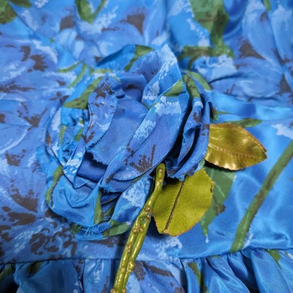 Vintage 1950's / 1960's Taffeta Fit and Flare Cocktail Dress - Picture 2 of 7